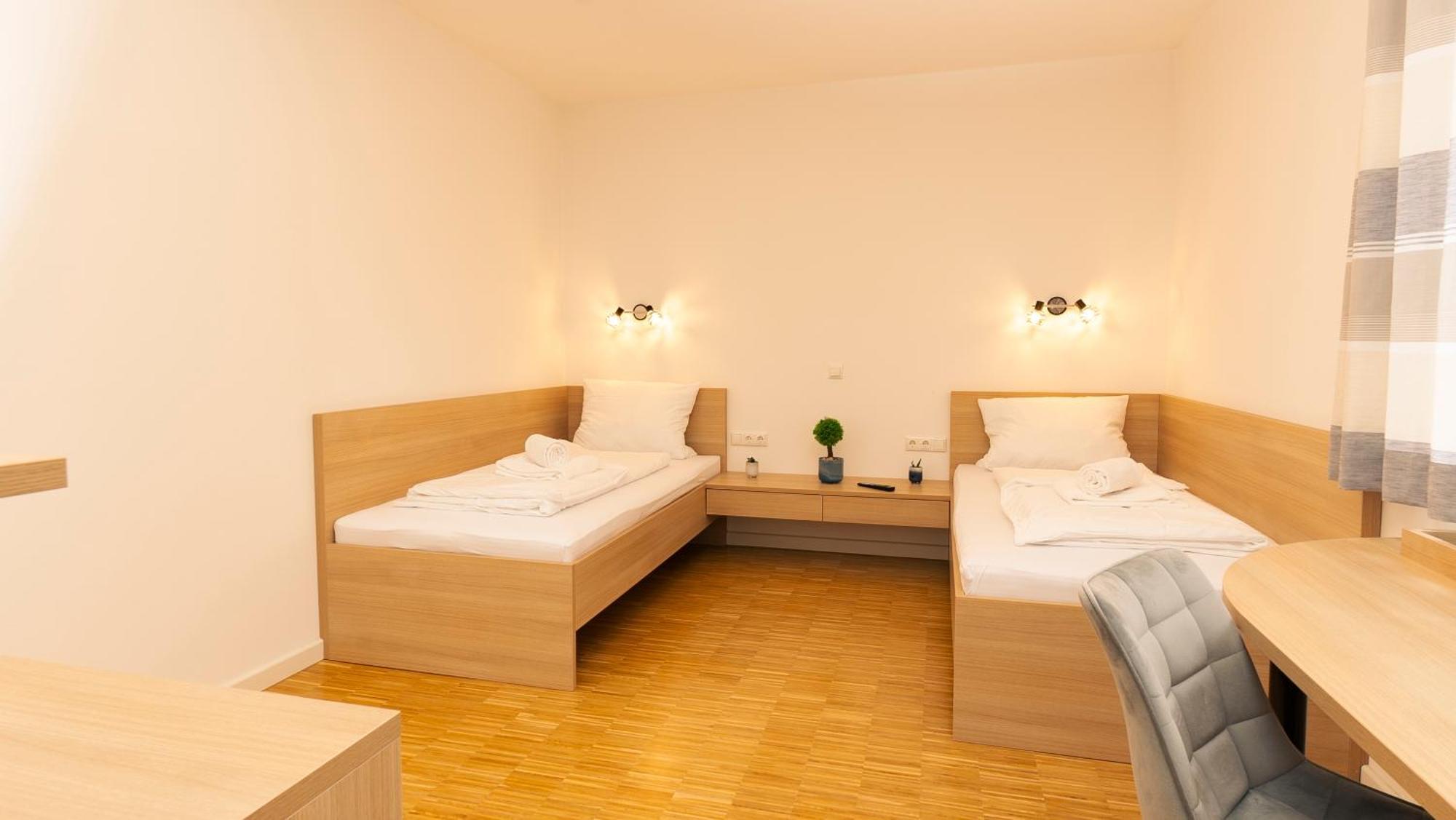 Henrys Sleeping Am Augsburger Eiskanal エクステリア 写真