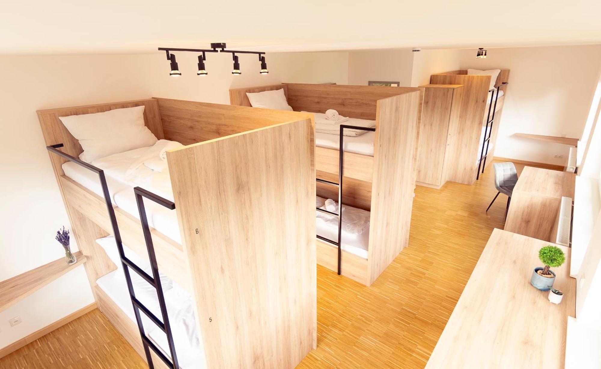 Henrys Sleeping Am Augsburger Eiskanal エクステリア 写真